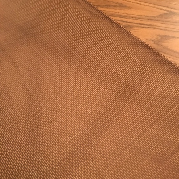 TABLE CLOTH BROWN TEXTURED FABRIC - Picture 6 of 9